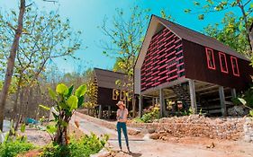 Radika Paradise Villa&Cottage